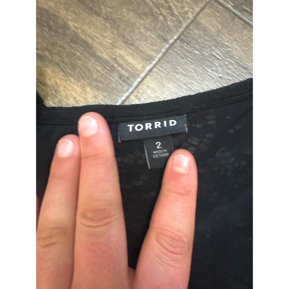 Torrid Plus Size 2X Boho Lace V Neck Stretch Top Bodysuit Black Long Sleeve - Picture 3 of 3